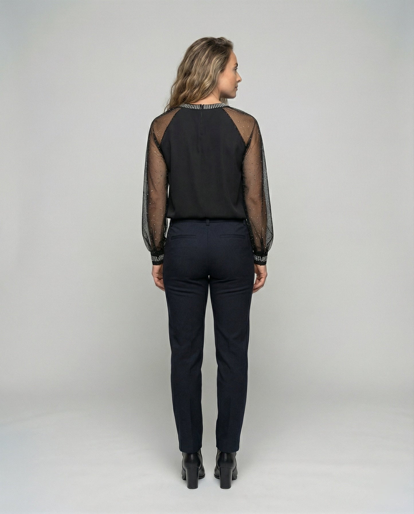 Heidi | Elegante Top Donna con Maniche Trasparenti e Paillettes, Perfetto per Ogni Occasione 3