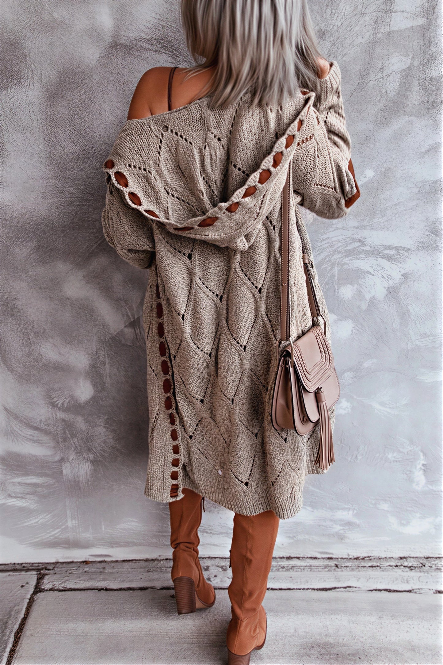 Vrouwen Cardigan met Diamant Uitsnijdingen en Elleboog Patches