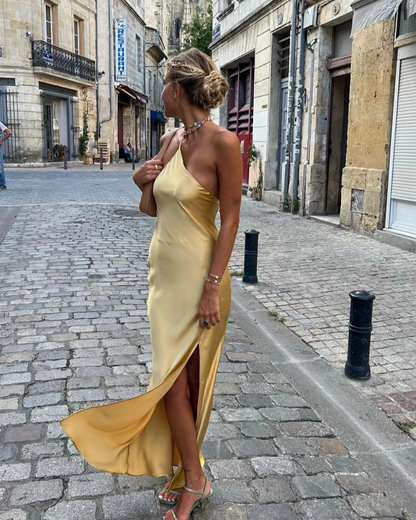 Elegante Avondjurk van Satijn met Hoge Split - StudioMarella