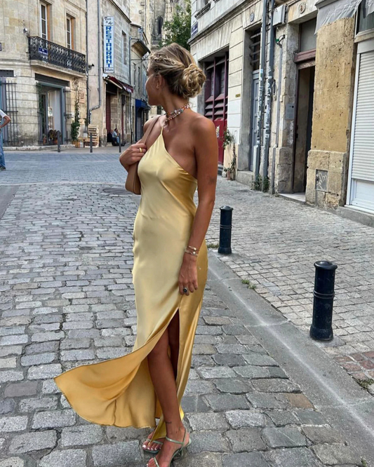 Elegante Avondjurk van Satijn met Hoge Split - StudioMarella