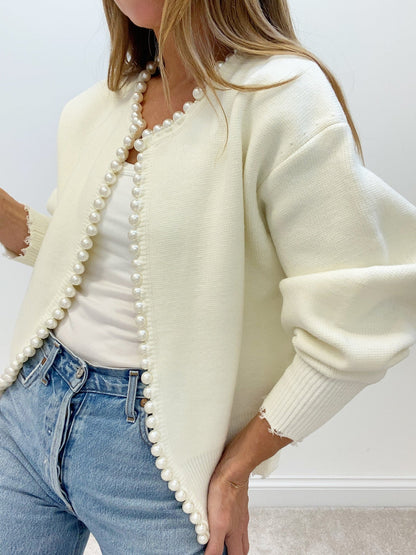 Talicia Cardigan Met Gefranste Rand en Parelmoeren - StudioMarella