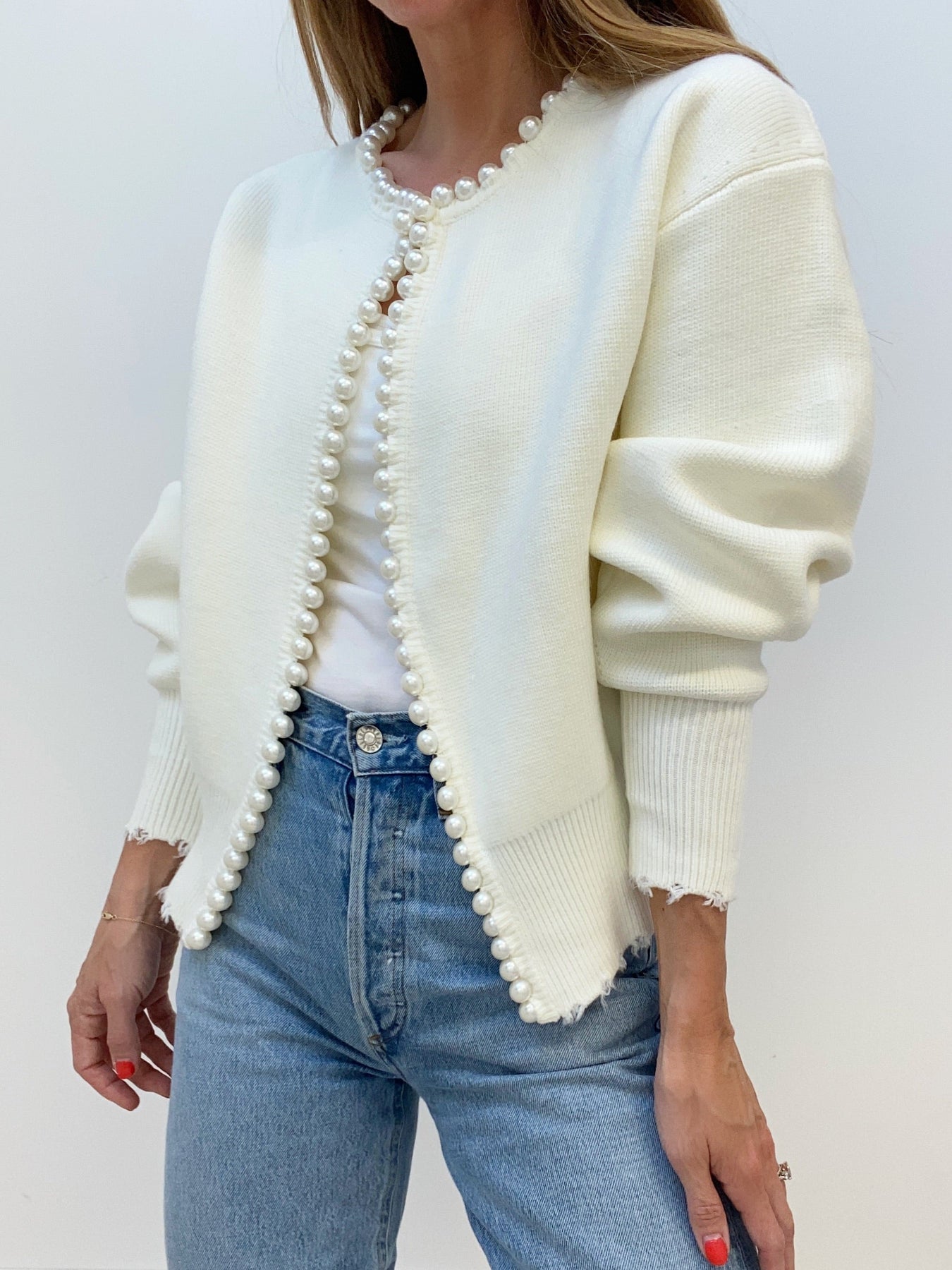 Talicia Cardigan Met Gefranste Rand en Parelmoeren