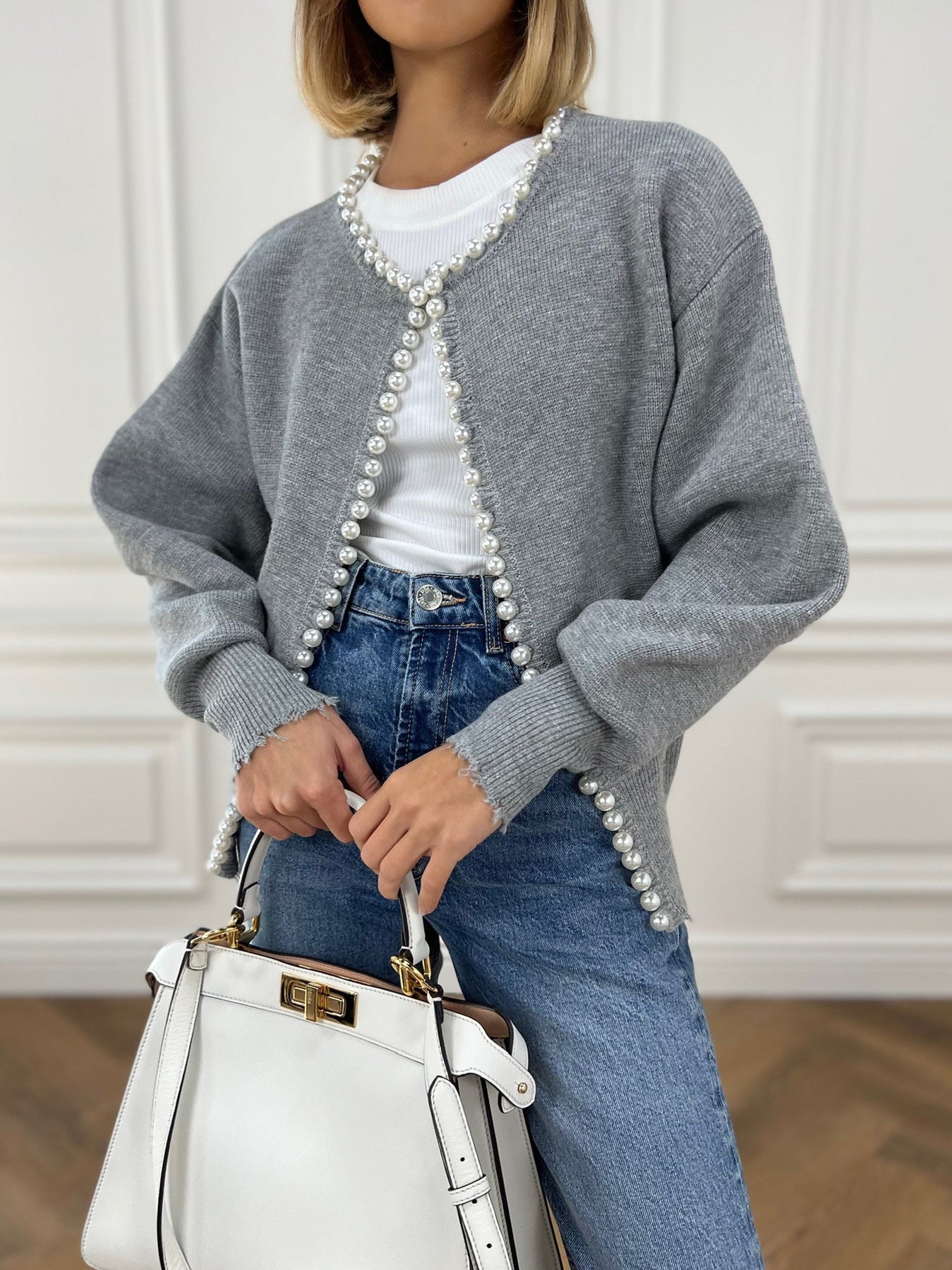 Talicia Cardigan Met Gefranste Rand en Parelmoeren