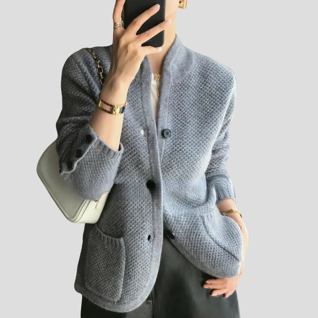 Cassandra | Lange Cashmere Cardigan met V-hals