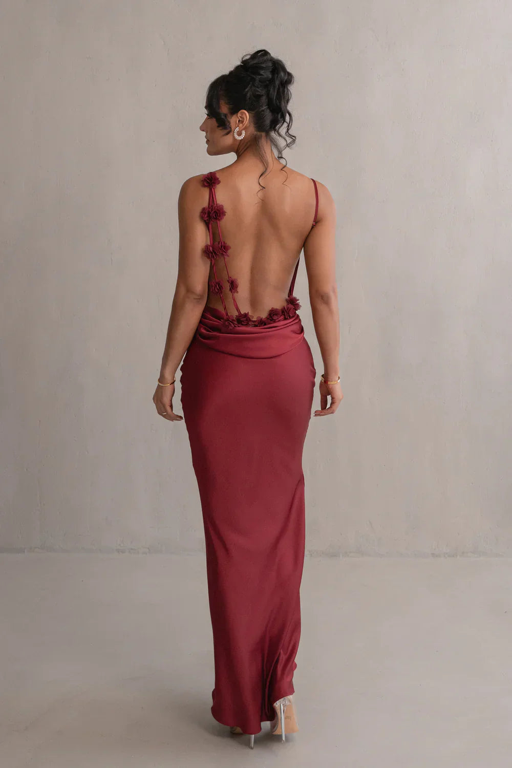 Elegante Maxi Jurk Open Rug Cowl Halslijn
