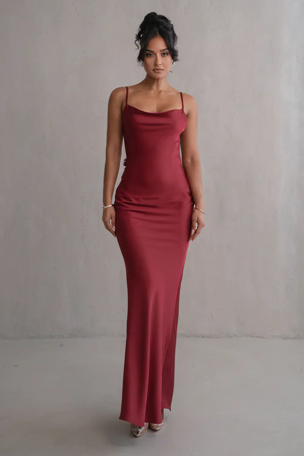 Elegante Maxi Jurk Open Rug Cowl Halslijn