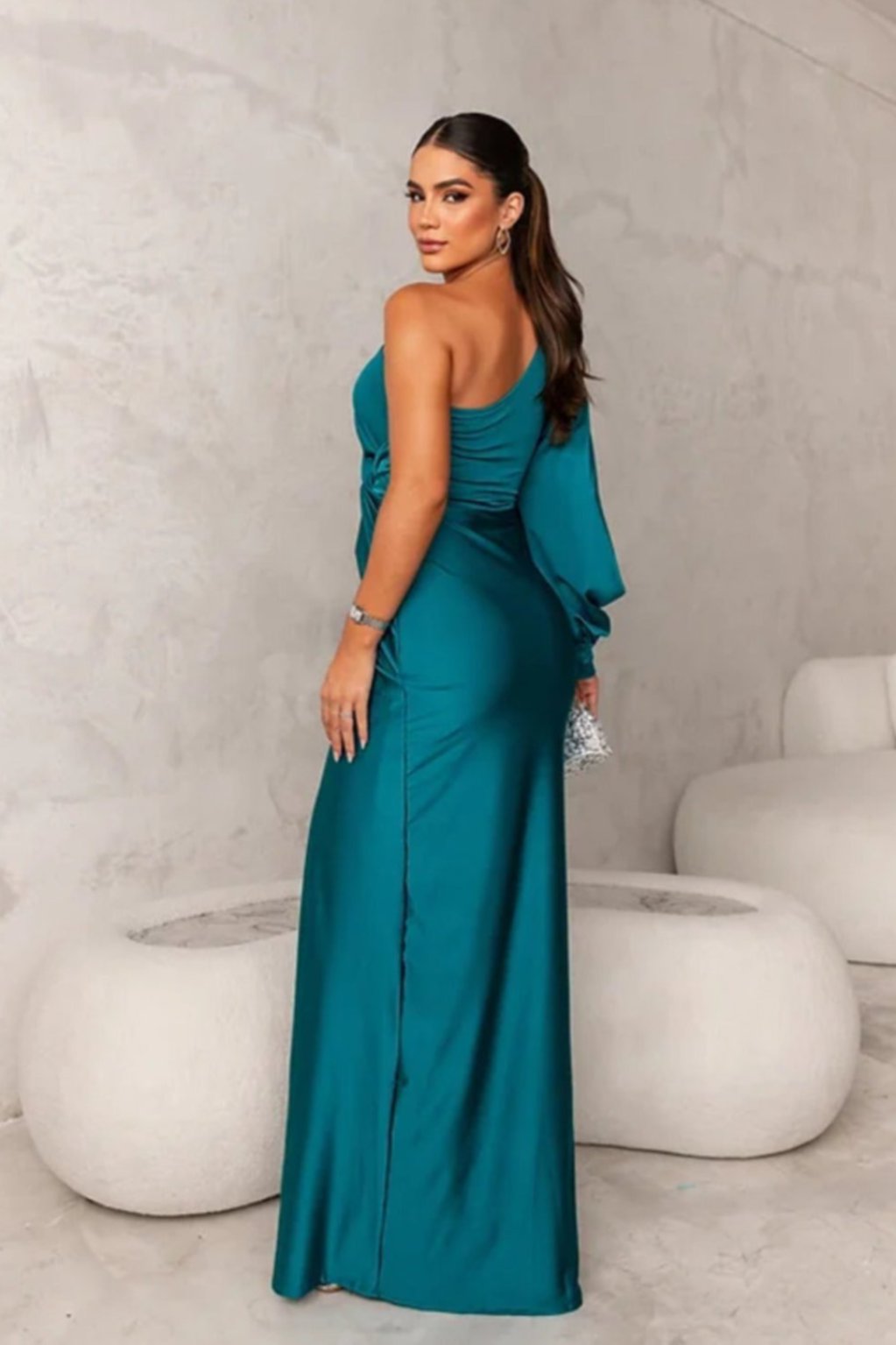 Elegante Asymmetrische Avondjurk van Raso met Splijt