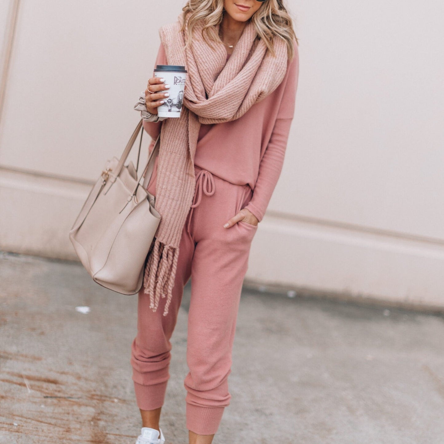Vrouwelijke Joggingbroek Comfy en Stijlvol met Relaxt Design