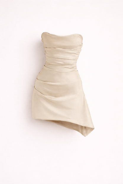 Lysandra | Mini Jurk Zandkleur Strapless Met Asymmetrische Zoom 1