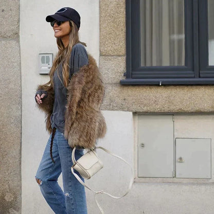 Dames Pluche Jas Imitatiebont Warm en Stijlvol → Dames Pluche Jas Imitatie Bont Warm