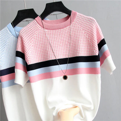 Vrouwelijke Zomer Blouse Licht en Vloeiend