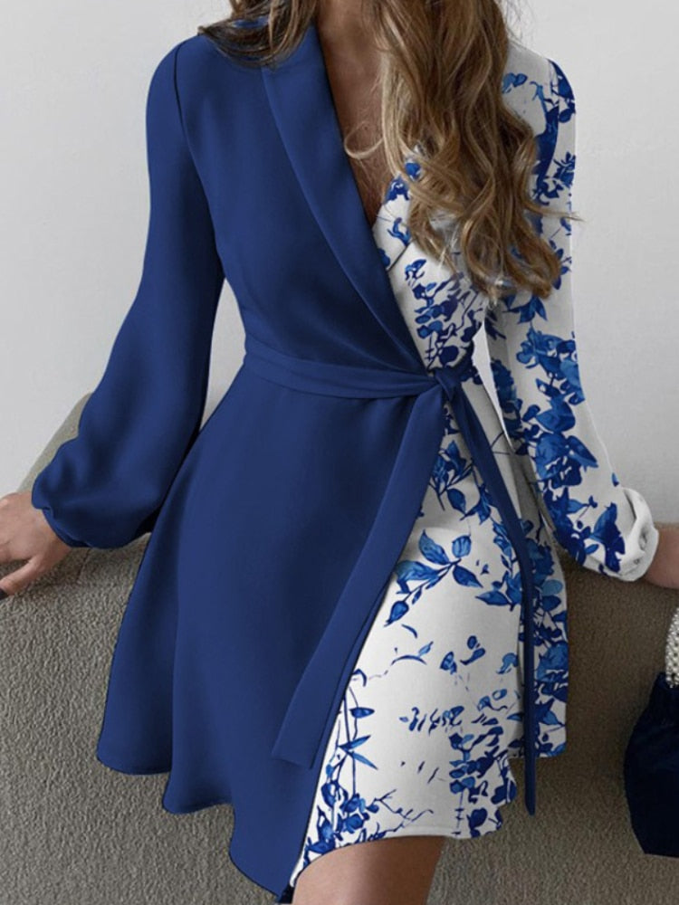 Korte Jurk met Strikceintuur en Elegante Pasvorm