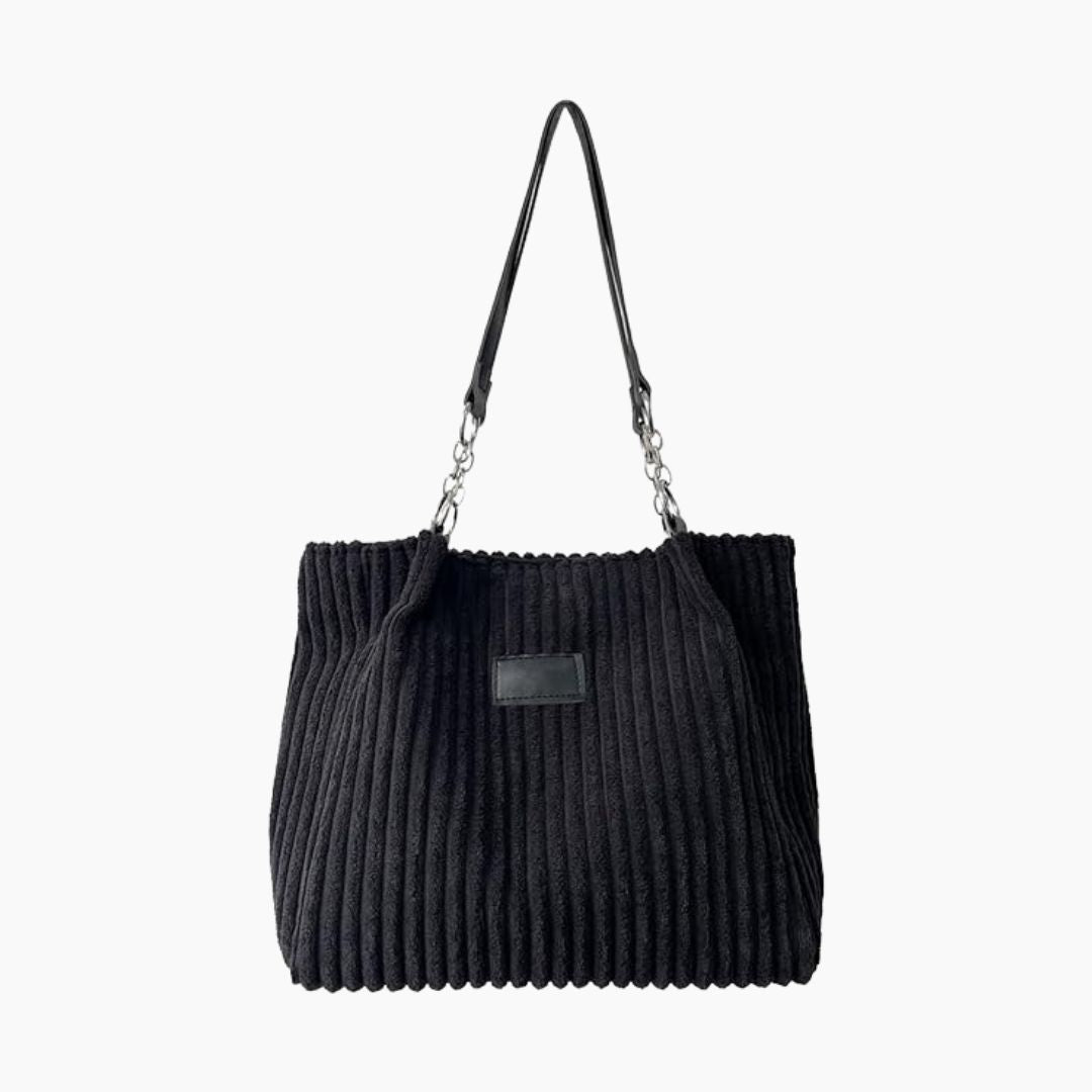 Eva | Stijlvolle schoudertas in zwart leer in de kleur Zwart voor dames in stijl geschikt voor alle seizoenen.