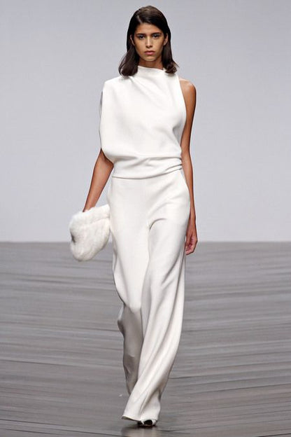 Loreva Jumpsuit Asymmetrisch Hoge Kraag Ontbloot Schouder - StudioMarella