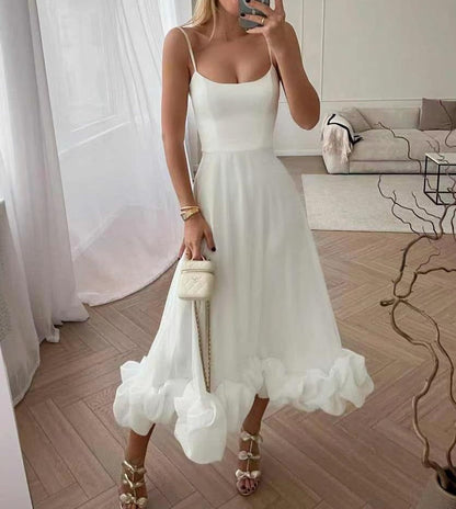 Elegante Midi Jurk voor Vrouwen Zwart Effen Model